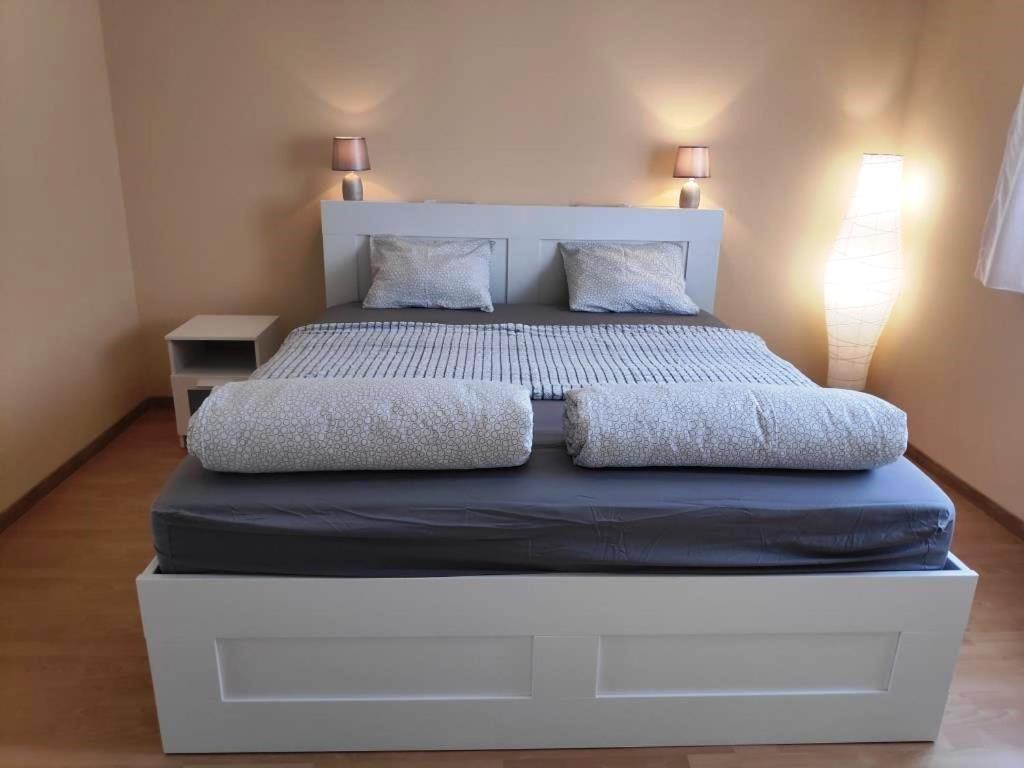 Koelcsey Apartman Apartment Szekszárd Екстериор снимка